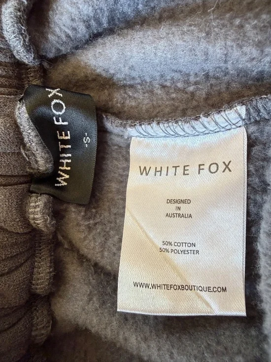 White Fox Women's Season 7 Sweatpants - Picture 7 of 8